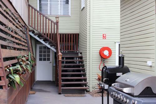 Apartamentos Five 3 Five