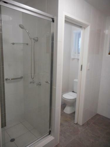 Hotel Hervey Bay Colonial Lodge