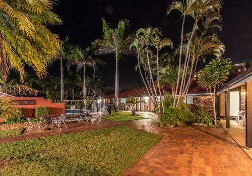 Hotel Hervey Bay Colonial Lodge