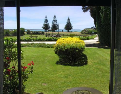 Naracoopa Holiday Cottages