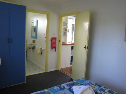Naracoopa Holiday Cottages