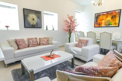 Apartamento Continental Tower, Dubai Marina - Luton Vacation Homes