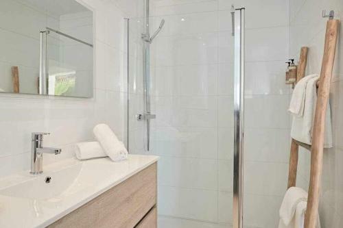 New Y Cute B�vedas Playa Den Bossa