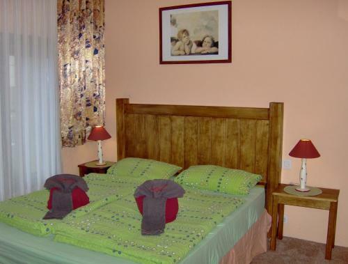 G�nstiges Apartment An Der Stra�e