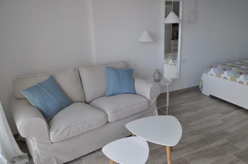 Apartamento Bright Studio By The Sea