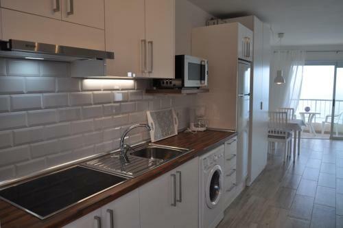 Apartamento Bright Studio By The Sea