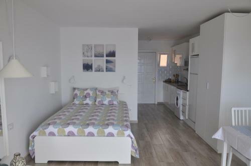 Apartamento Bright Studio By The Sea