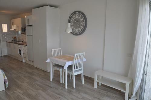 Apartamento Bright Studio By The Sea