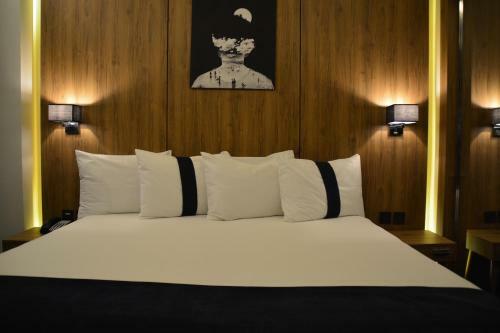 Monarch Hotel Amman