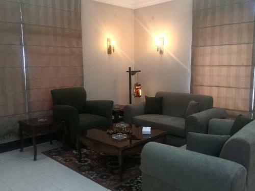Orient House Hotel Suites & Apartments