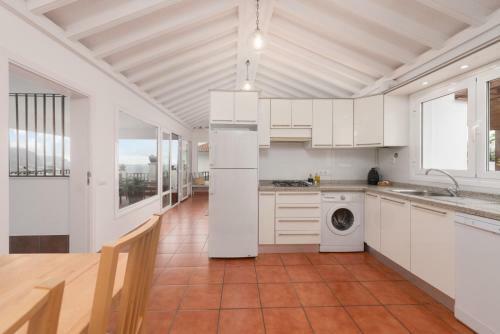 Apartamento Superior G: Private Pool & Concierge