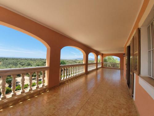 Villa Ca�n Roser