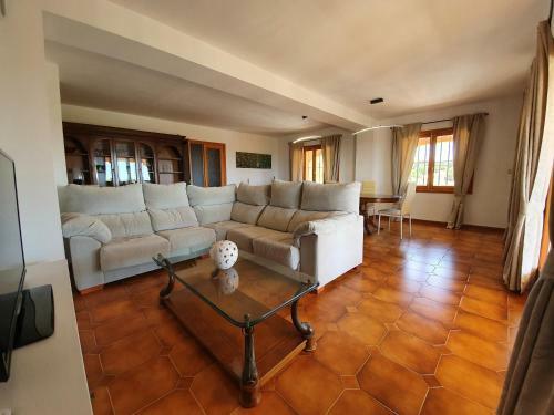 Villa Ca�n Roser