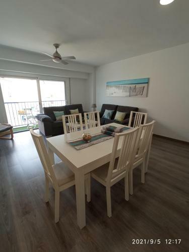 Ampolla Port Apartament