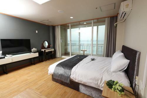 Hotel Marine