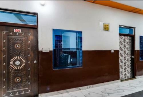 Oyo 85500 Hotel Highway Super King