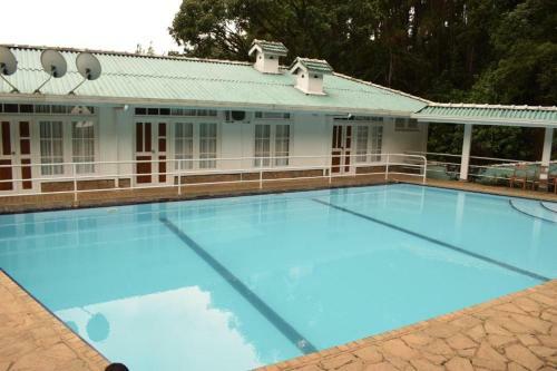 Forest Edge Hotel