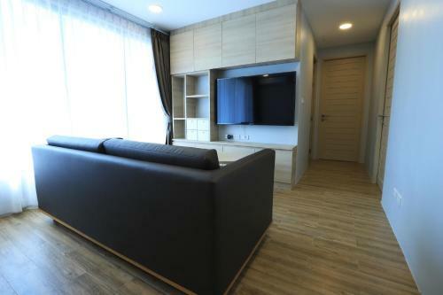 Apartamento Glory Sukhumvit -asoke- Prompong- Bts- Mrt