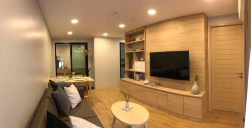 Apartamento Glory Sukhumvit -asoke- Prompong- Bts- Mrt