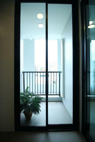 Apartamento Glory Sukhumvit -asoke- Prompong- Bts- Mrt