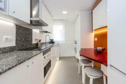 Hauzify I Apartament Lla�
