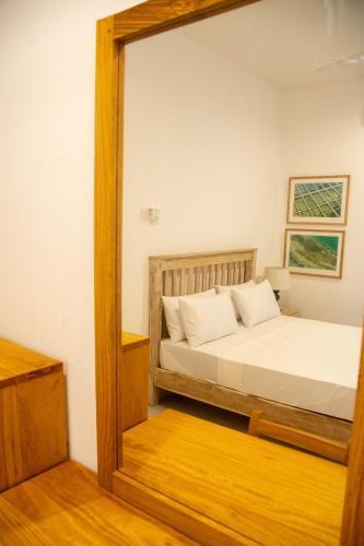 Apartment 10