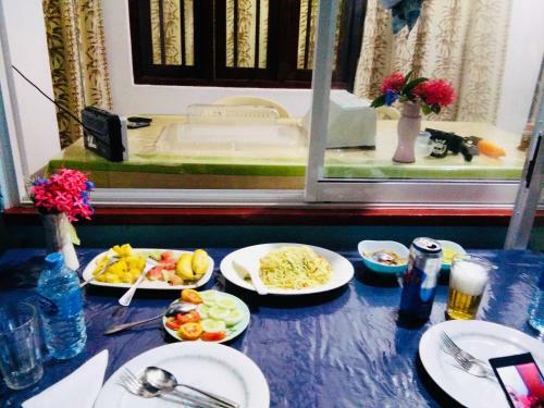 Hikkaduwa Backyard Beach Homestay