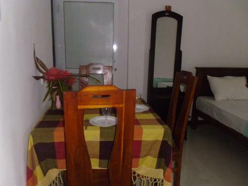 Hostal White House