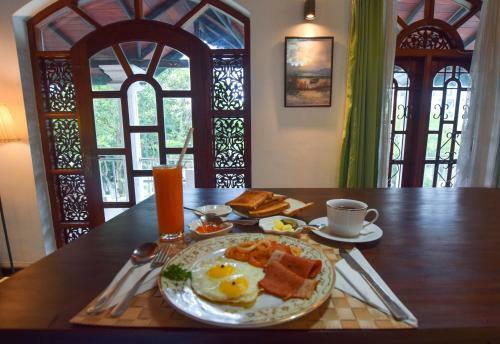 Bella Villa & Hostel