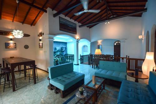Bella Villa & Hostel