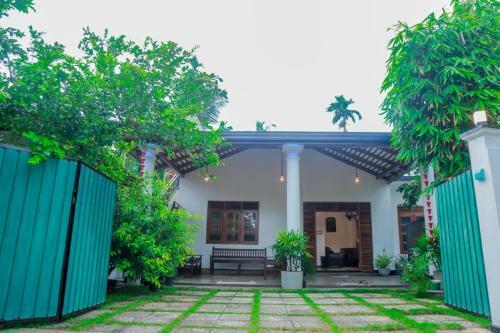 Bed & Breakfast The Villa Tuk Tuk