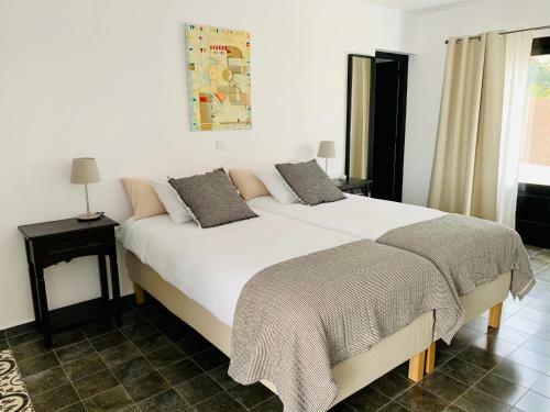 Bed & Breakfast Finca Bona Nit