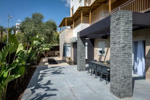 Geffen Luxury Apartments