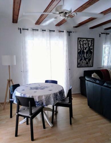 Hermosa Villa En J�vea