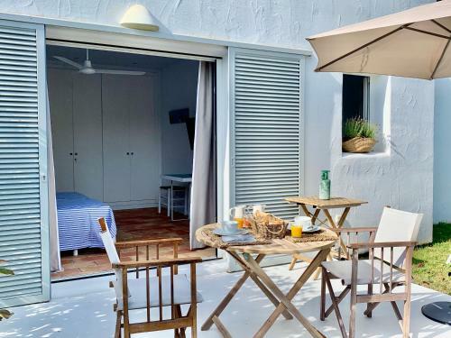 Habitaci�n Con Jard�n Y Terraza En El Tosalet