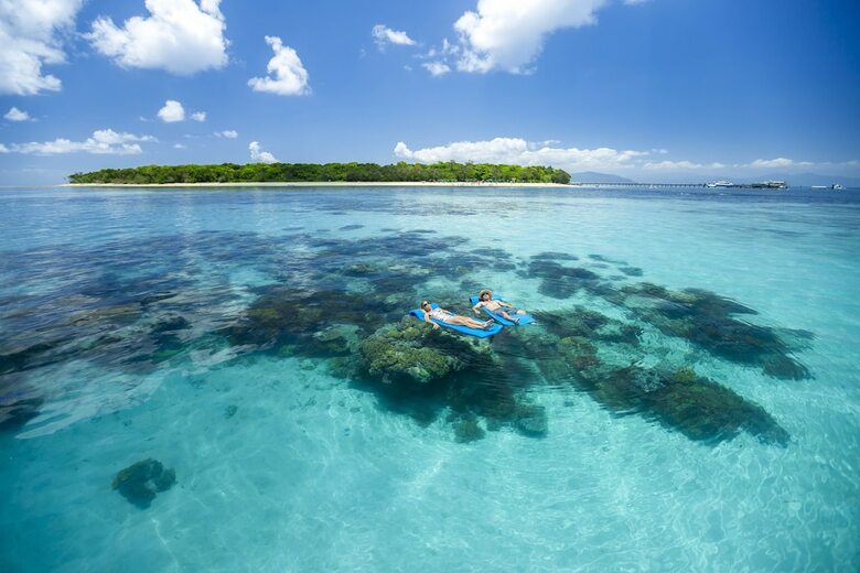 Hotel Green Island Resort