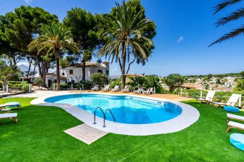 Mediterranean Villa With Amazing Views