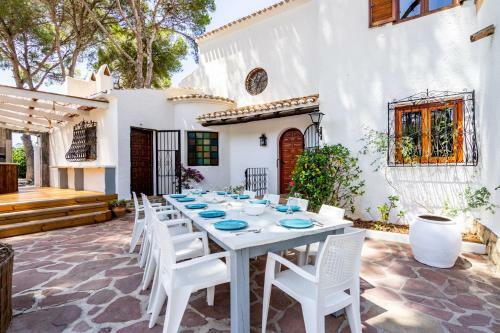 Mediterranean Villa With Amazing Views