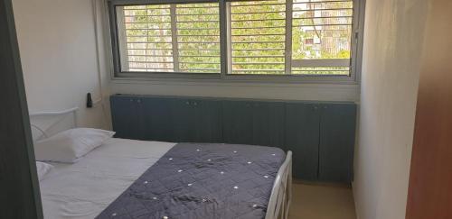 2-room Apartment / ???? 2 ?????