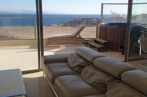 Luxury Apartment With Jacuzzi