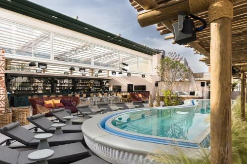 Hotel Now-vx Adults Only