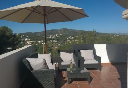 Villa Up To 8 Sleeps 4 Bedrms 2