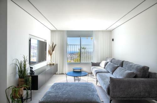 Sunlight-luxury And Sea View Apartment