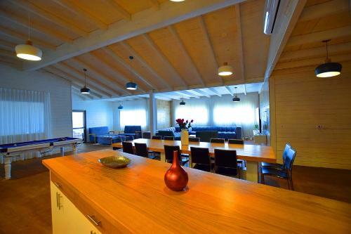 Hotel V Club Chalet & Suites -goren
