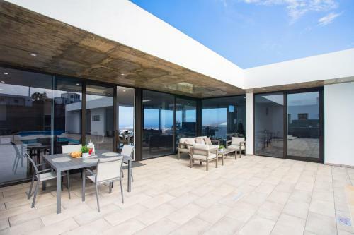 Tony�s Luxury Villa