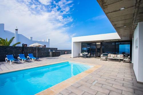 Tony�s Luxury Villa