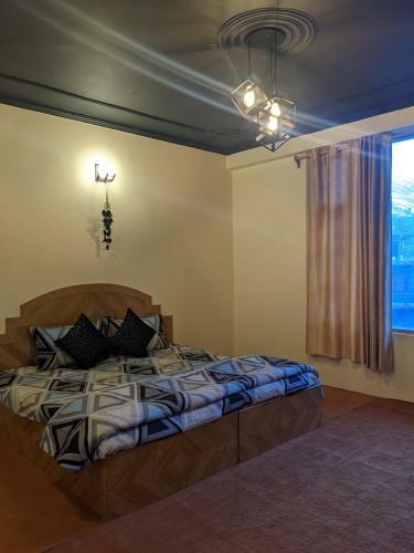 Locals Hostel