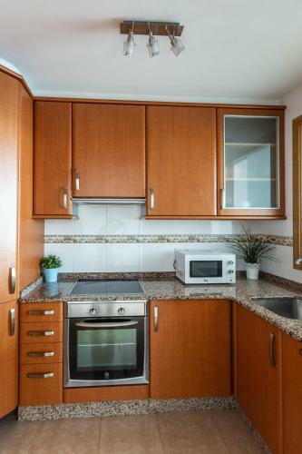 Apartamento En Primera Linea de Playa Riazor