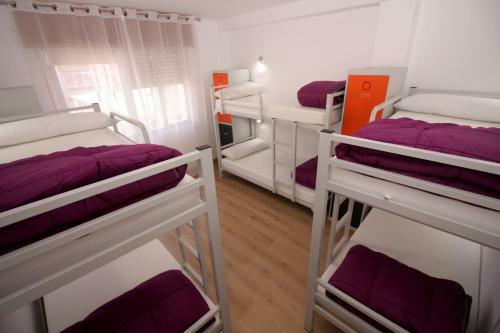 Hostal Albergue Lalin Centro
