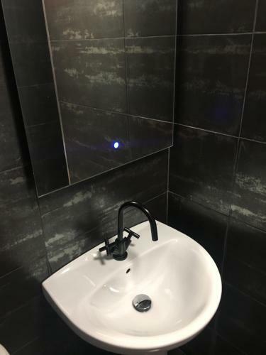 Beach, City & Gibraltar (Shared Apartment)